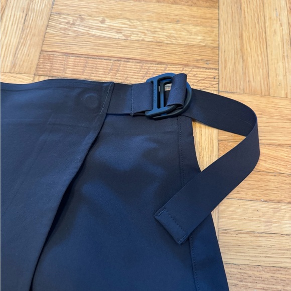 Lululemon Lab Wrap Skirt - Picture 9 of 10
